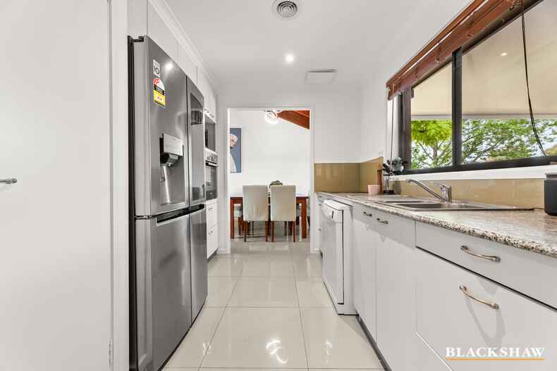 13 Wedgwood Close Chisholm