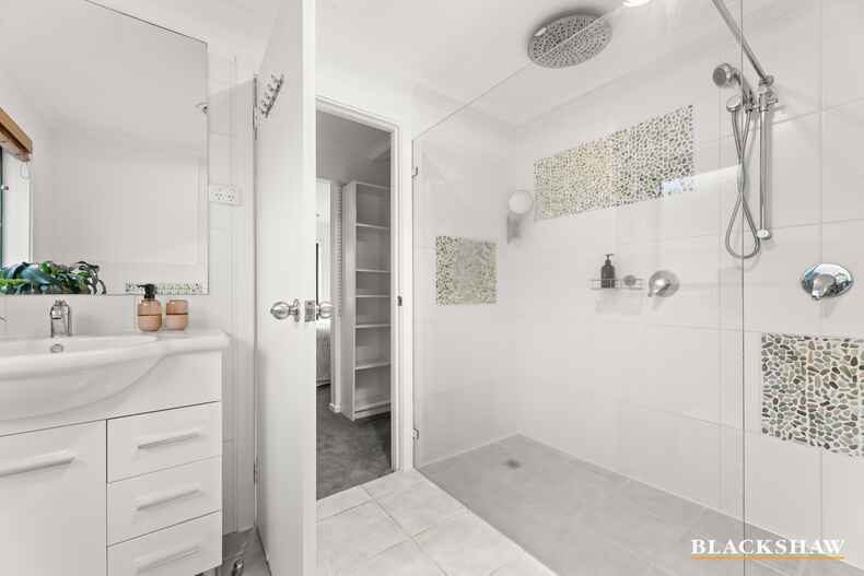 13 Wedgwood Close Chisholm