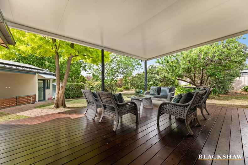 13 Wedgwood Close Chisholm