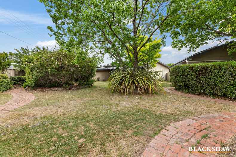 13 Wedgwood Close Chisholm