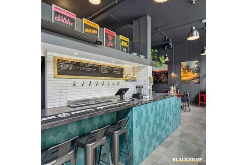 104/1 The Causeway  Kingston