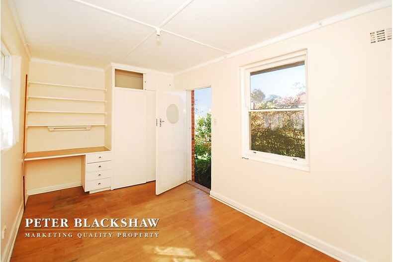 70 Stuart Street Narrabundah