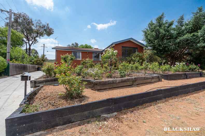 3 Hooley Place Kambah