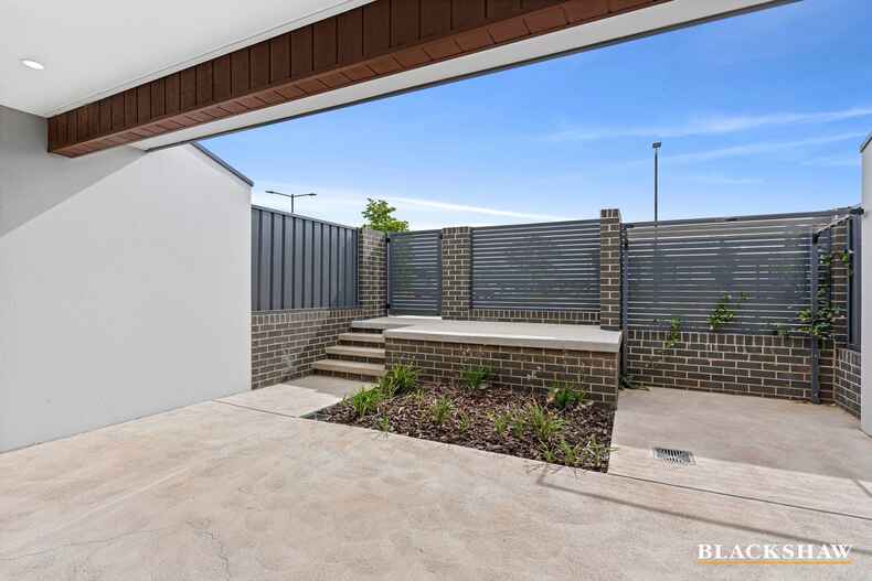 11/9 Holzheimer Street Strathnairn