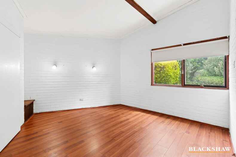 45 Fergusson Crescent Deakin 45 Fergusson Crescent Deakin