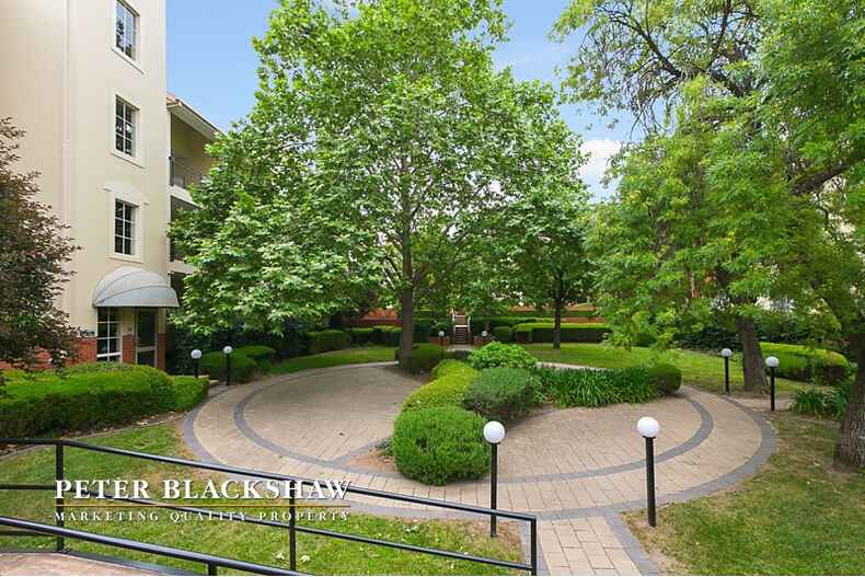 Lot 6,7,8/Bentley Suites 18/10 Dominion Circuit Forrest