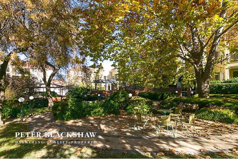 Lot 6,7,8/Bentley Suites 18/10 Dominion Circuit Forrest