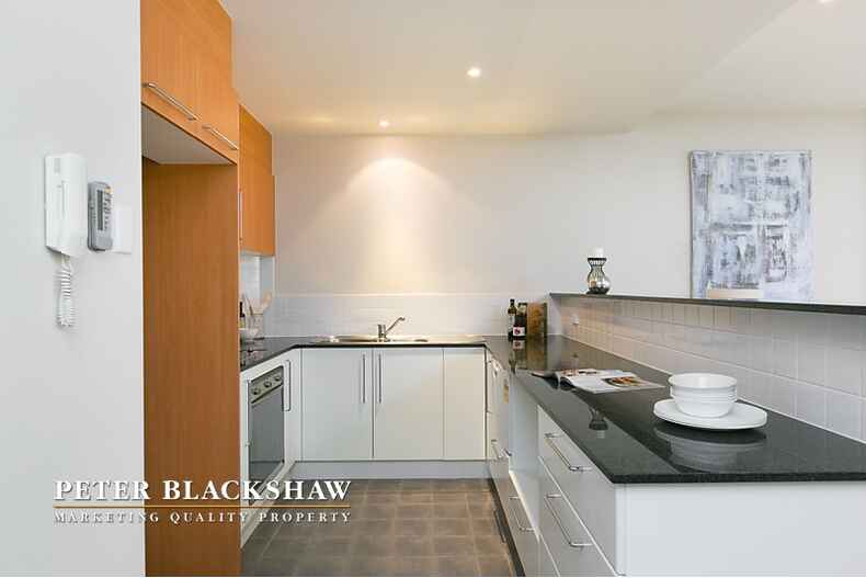 Lot 6,7,8/Bentley Suites 18/10 Dominion Circuit Forrest