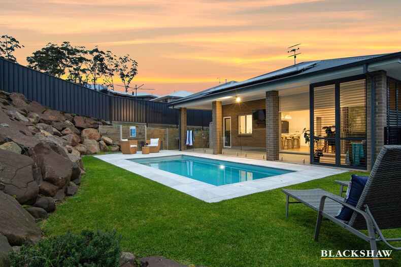 110 Freycinet Drive Sunshine Bay 110 Freycinet Drive Sunshine Bay