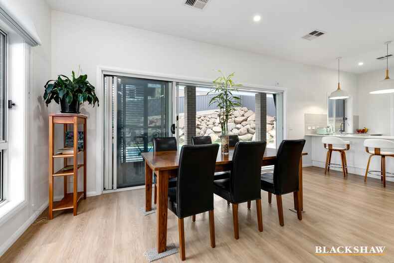 110 Freycinet Drive Sunshine Bay 110 Freycinet Drive Sunshine Bay