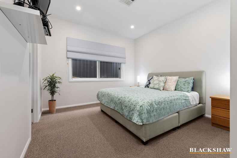 110 Freycinet Drive Sunshine Bay 110 Freycinet Drive Sunshine Bay