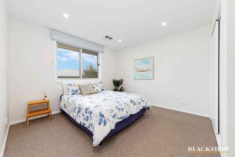 110 Freycinet Drive Sunshine Bay 110 Freycinet Drive Sunshine Bay