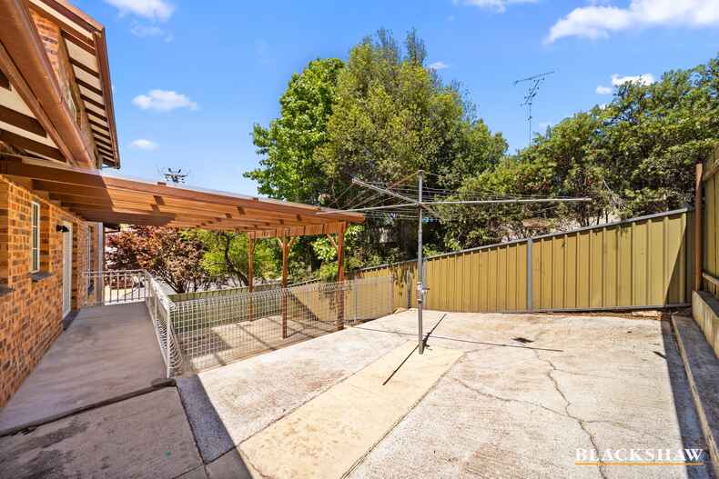 1 Crinoline Street Crestwood
