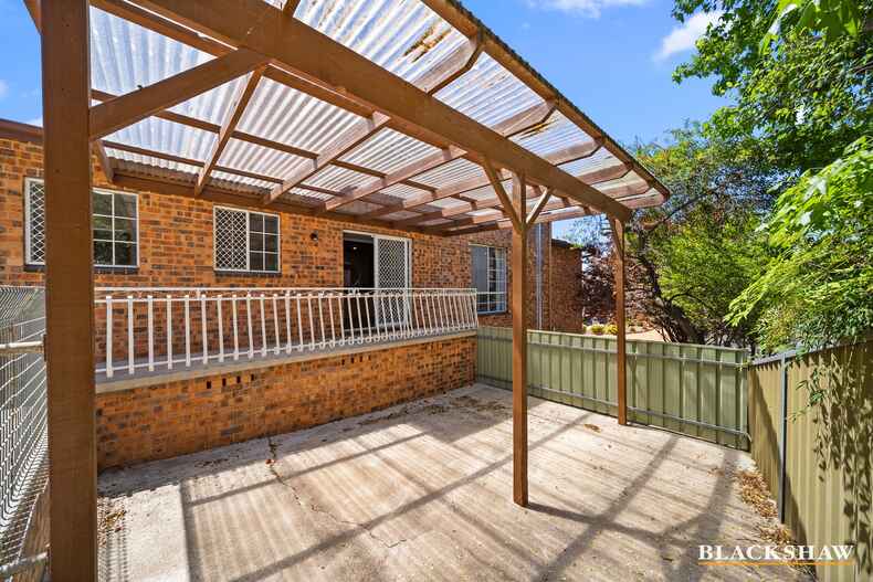 1 Crinoline Street Crestwood