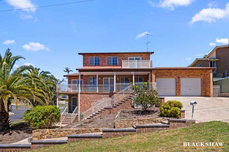 1 Crinoline Street Crestwood