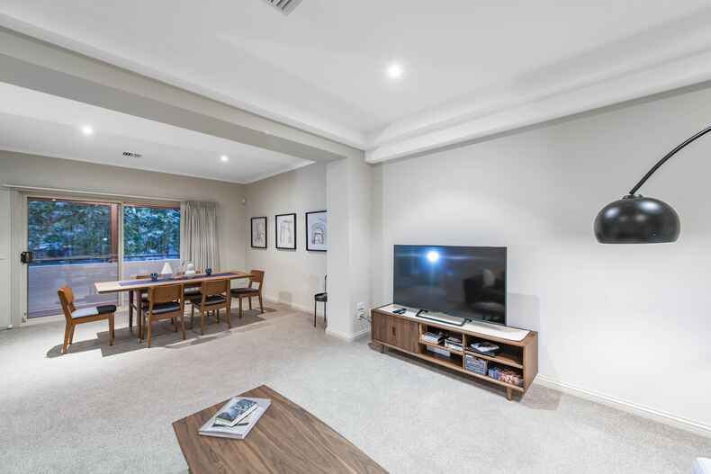 9/37 Dominion Circuit Forrest 9/37 Dominion Circuit Forrest