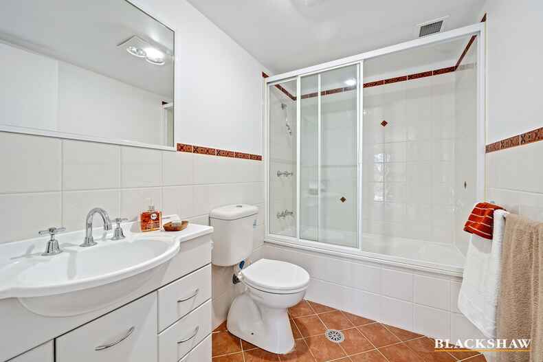 1/46 Shumack Street Weetangera