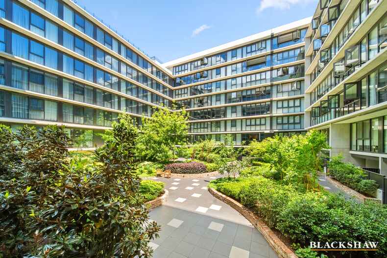 701/4 Anzac Park Campbell