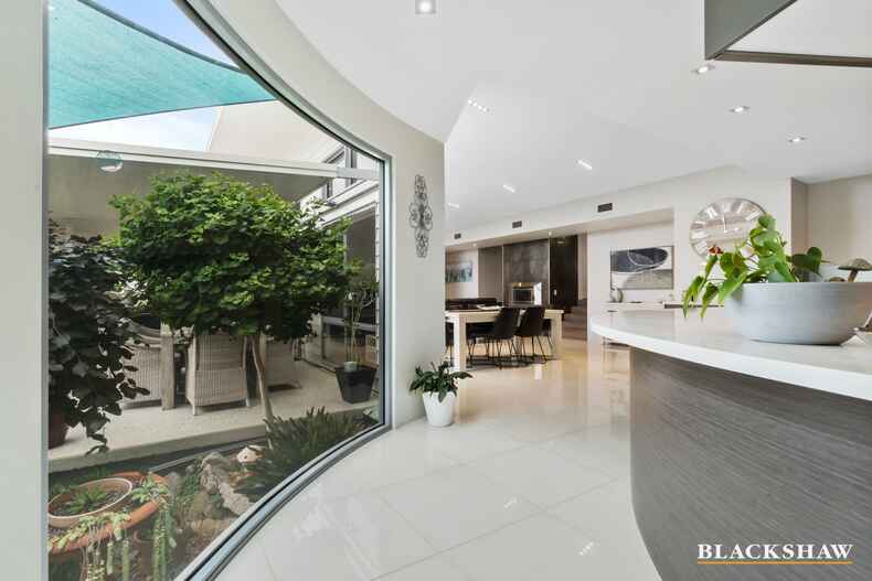 8 Hunter Place Sunshine Bay 8 Hunter Place Sunshine Bay