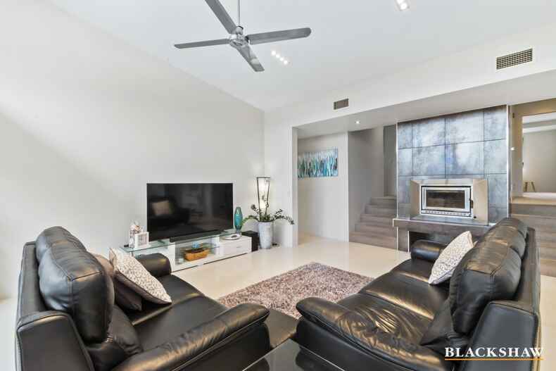 8 Hunter Place Sunshine Bay 8 Hunter Place Sunshine Bay