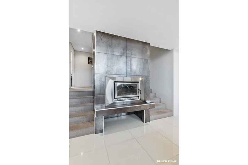 8 Hunter Place Sunshine Bay 8 Hunter Place Sunshine Bay