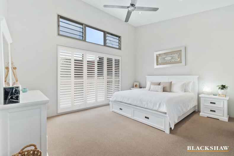 8 Hunter Place Sunshine Bay 8 Hunter Place Sunshine Bay