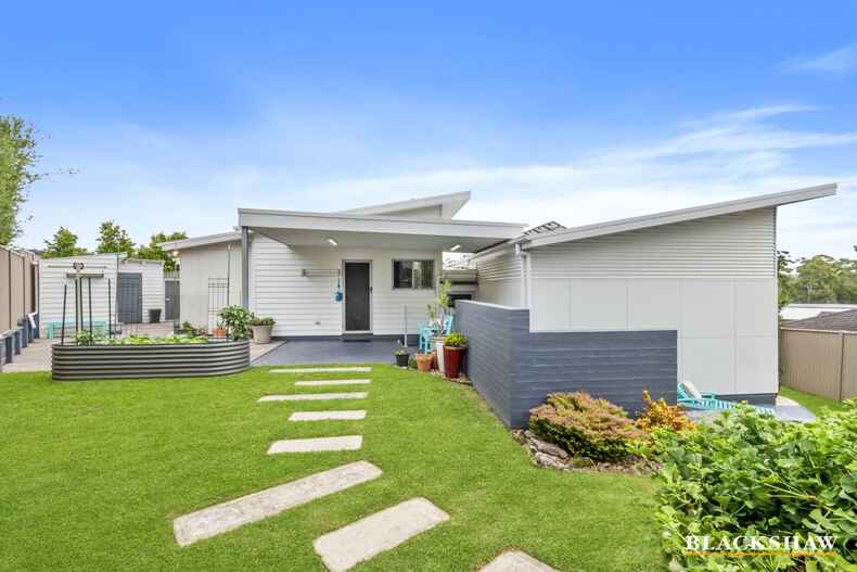 8 Hunter Place Sunshine Bay 8 Hunter Place Sunshine Bay