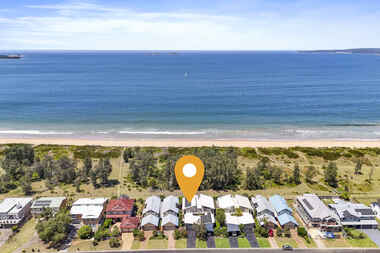 82 Sandy Place Long Beach