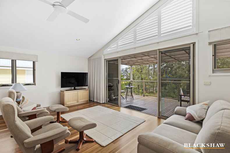 82 Sandy Place Long Beach 82 Sandy Place Long Beach