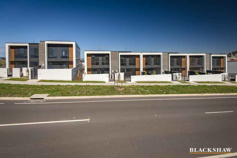 26 Bernard Heinze Avenue Moncrieff