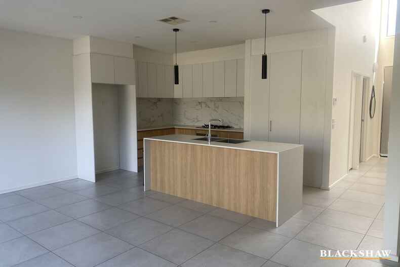 26 Bernard Heinze Avenue Moncrieff