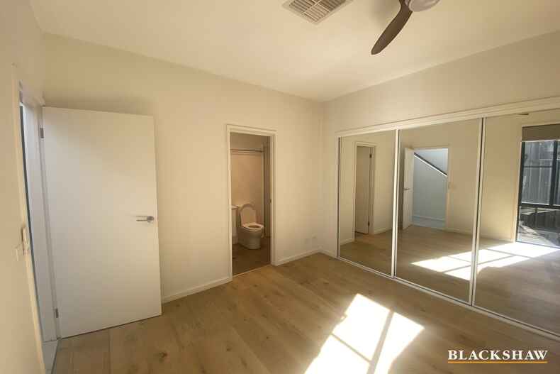 26 Bernard Heinze Avenue Moncrieff