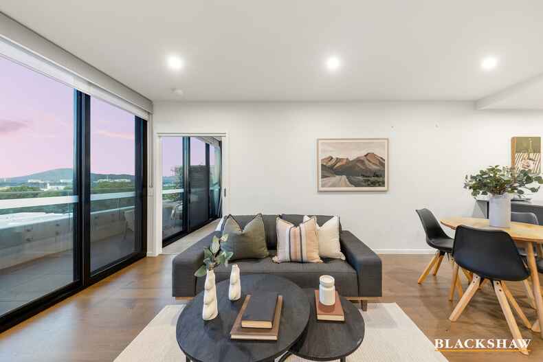 510/34 Eyre Street Kingston