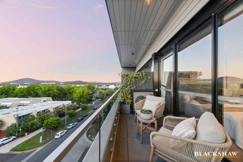 510/34 Eyre Street Kingston