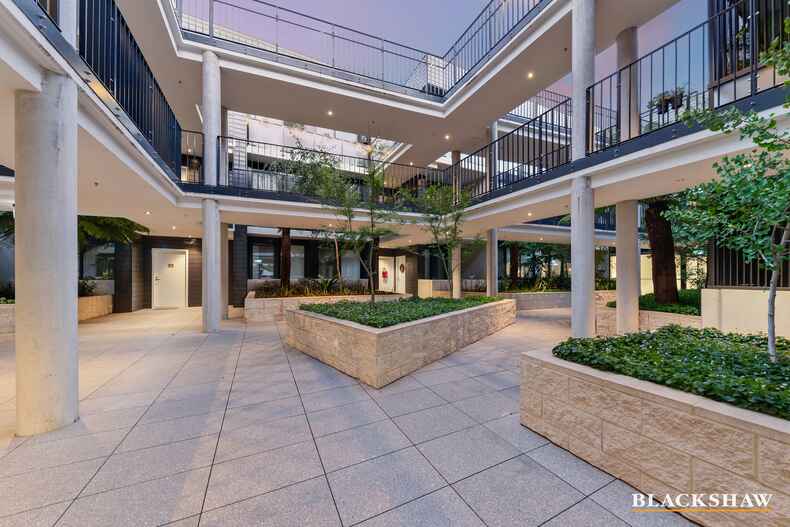 510/34 Eyre Street Kingston