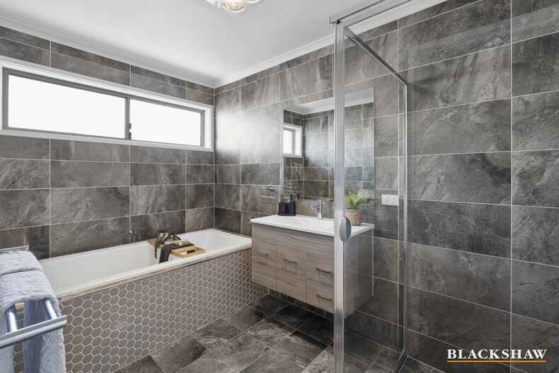 4 Amicus Street Moncrieff 4 Amicus Street Moncrieff