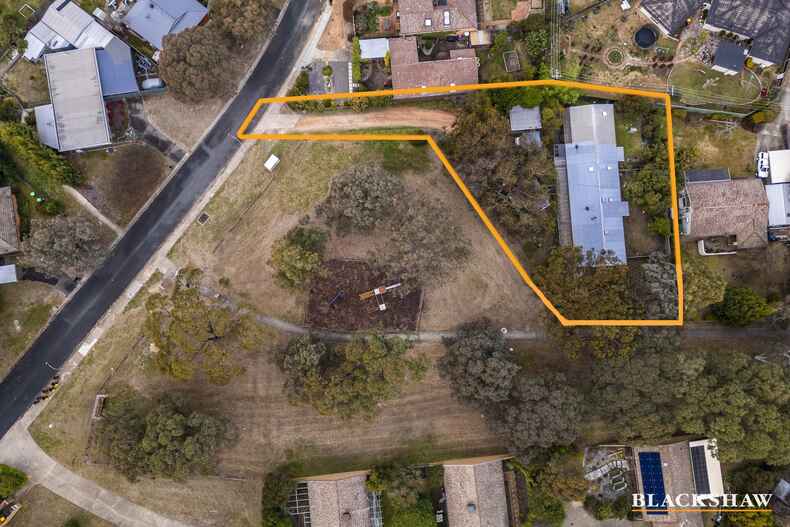 14A & 14B Vanzetti Crescent Kambah