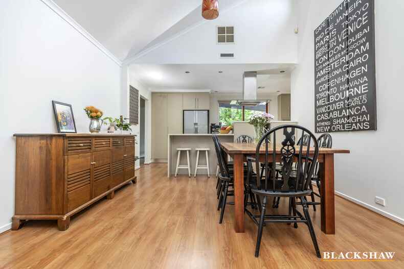 31 Garrick Street Fadden 31 Garrick Street Fadden