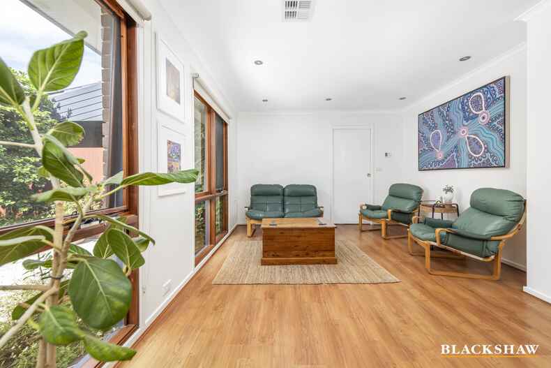 31 Garrick Street Fadden 31 Garrick Street Fadden