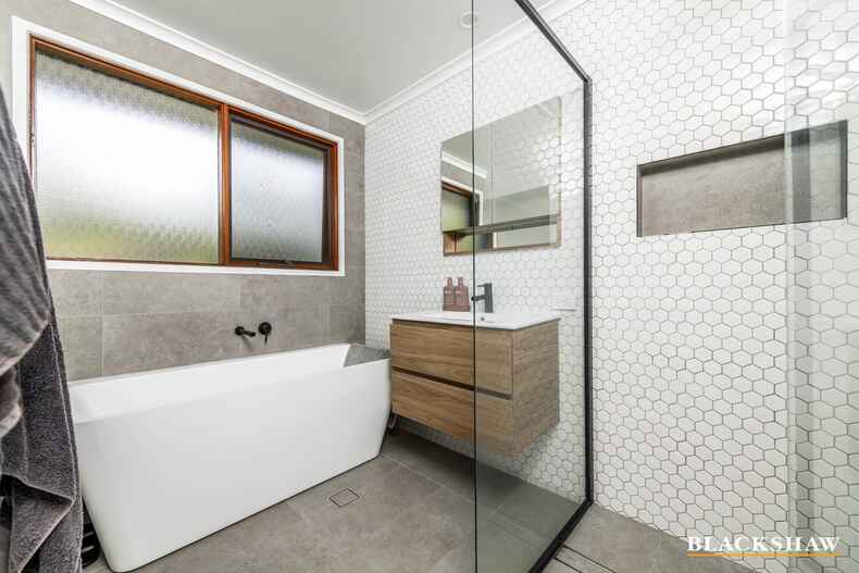 31 Garrick Street Fadden 31 Garrick Street Fadden