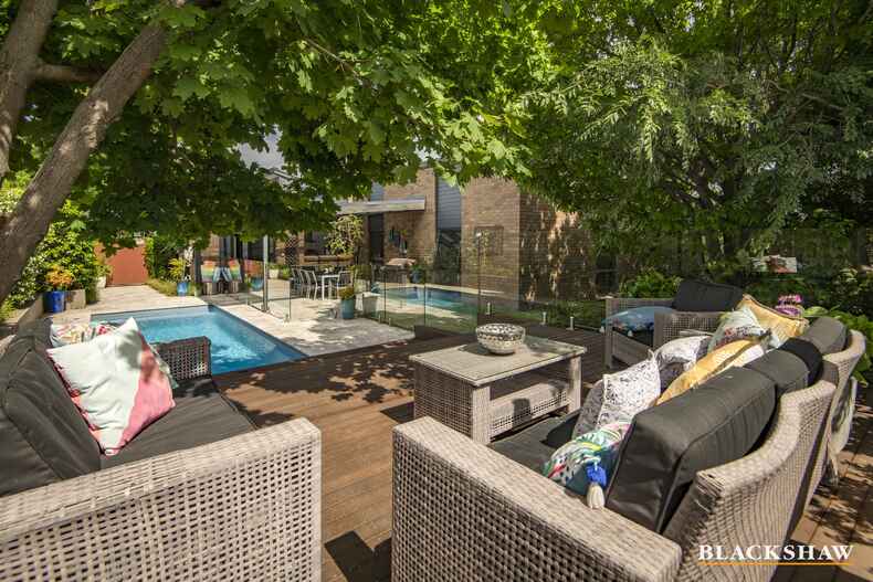 31 Garrick Street Fadden 31 Garrick Street Fadden