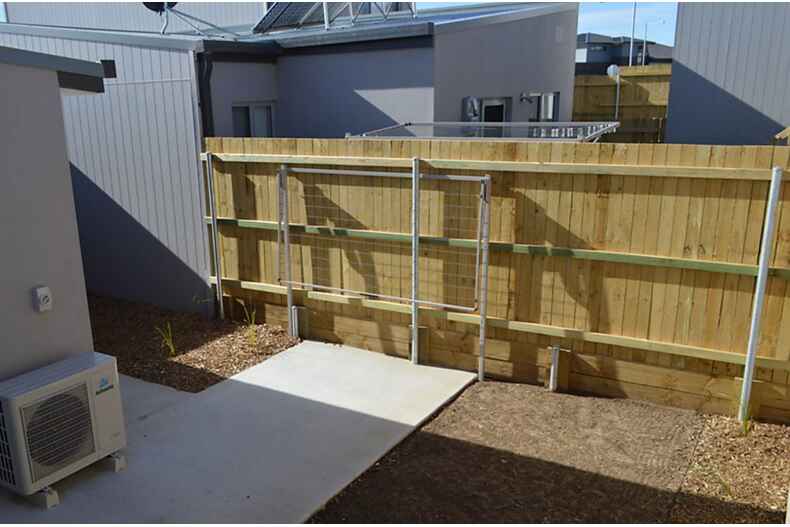 5 Chanter Terrace Coombs