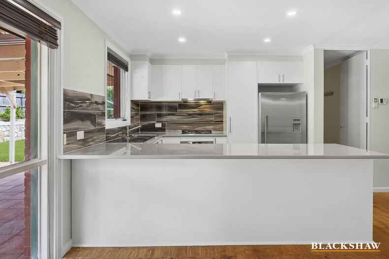 11 Sellwood Street Holt 11 Sellwood Street Holt