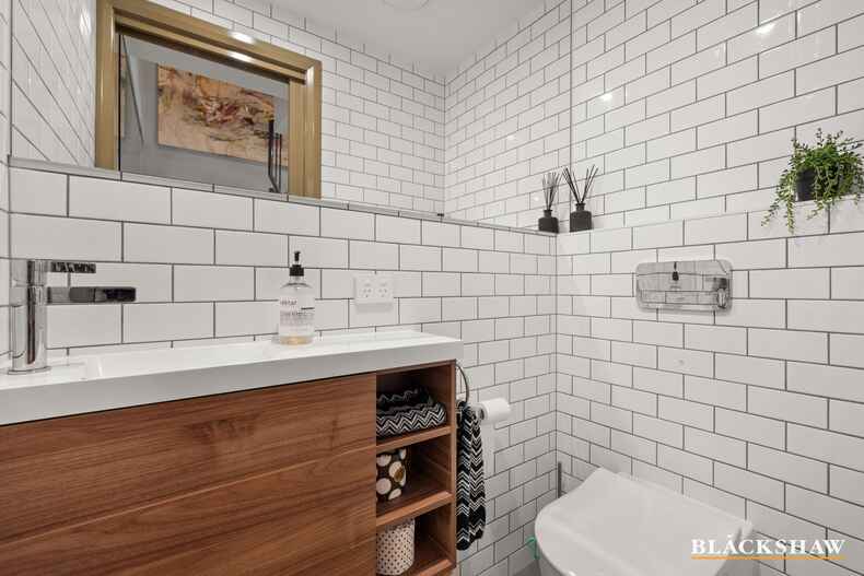 57 Moore Street Turner