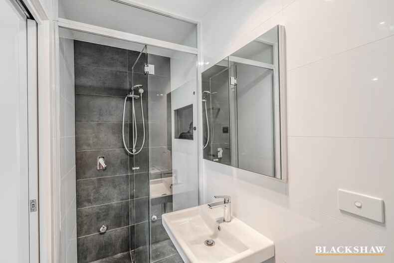 50/33 Braybrooke Street Bruce