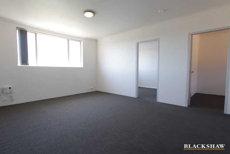 6/67 Derrima Road Queanbeyan