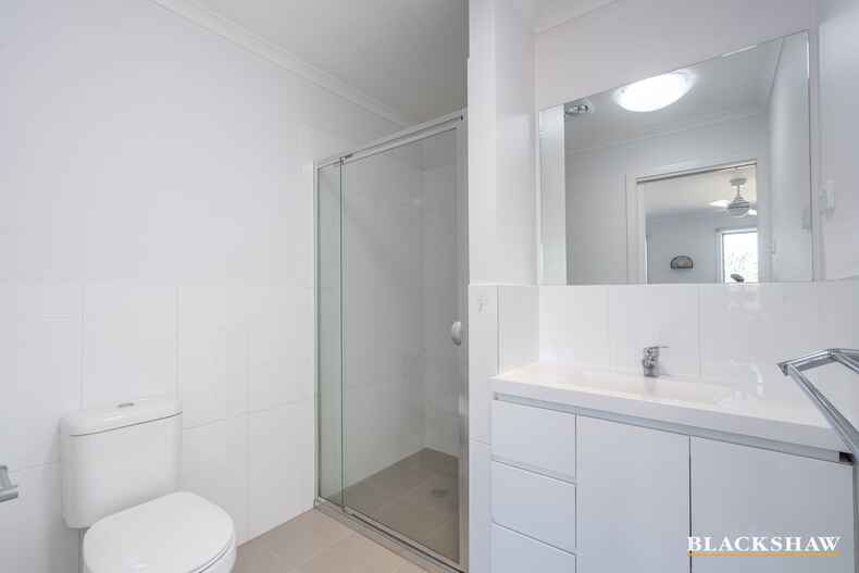 9/20 Clare Burton Crescent Franklin