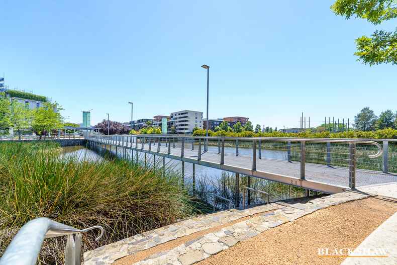 1/49 Printers Way Kingston