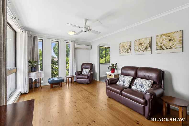 6 Spears Place Holt 6 Spears Place Holt