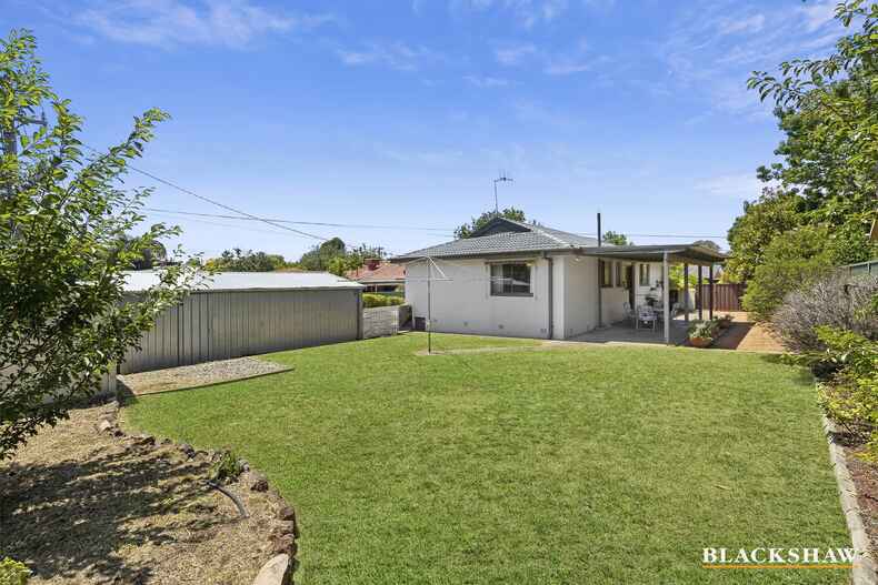 6 Spears Place Holt 6 Spears Place Holt